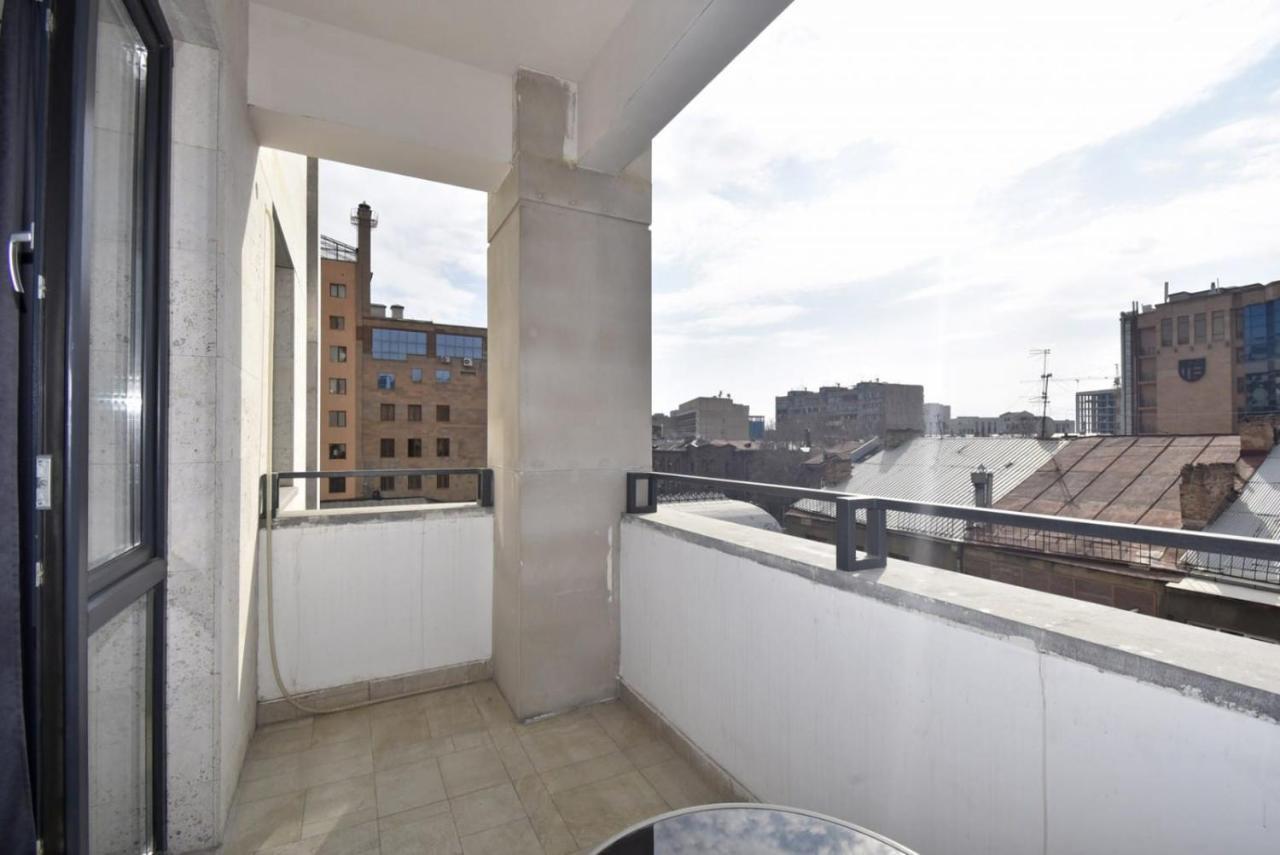 Rent Inn Yerevan On Koghbaci Street Exterior photo