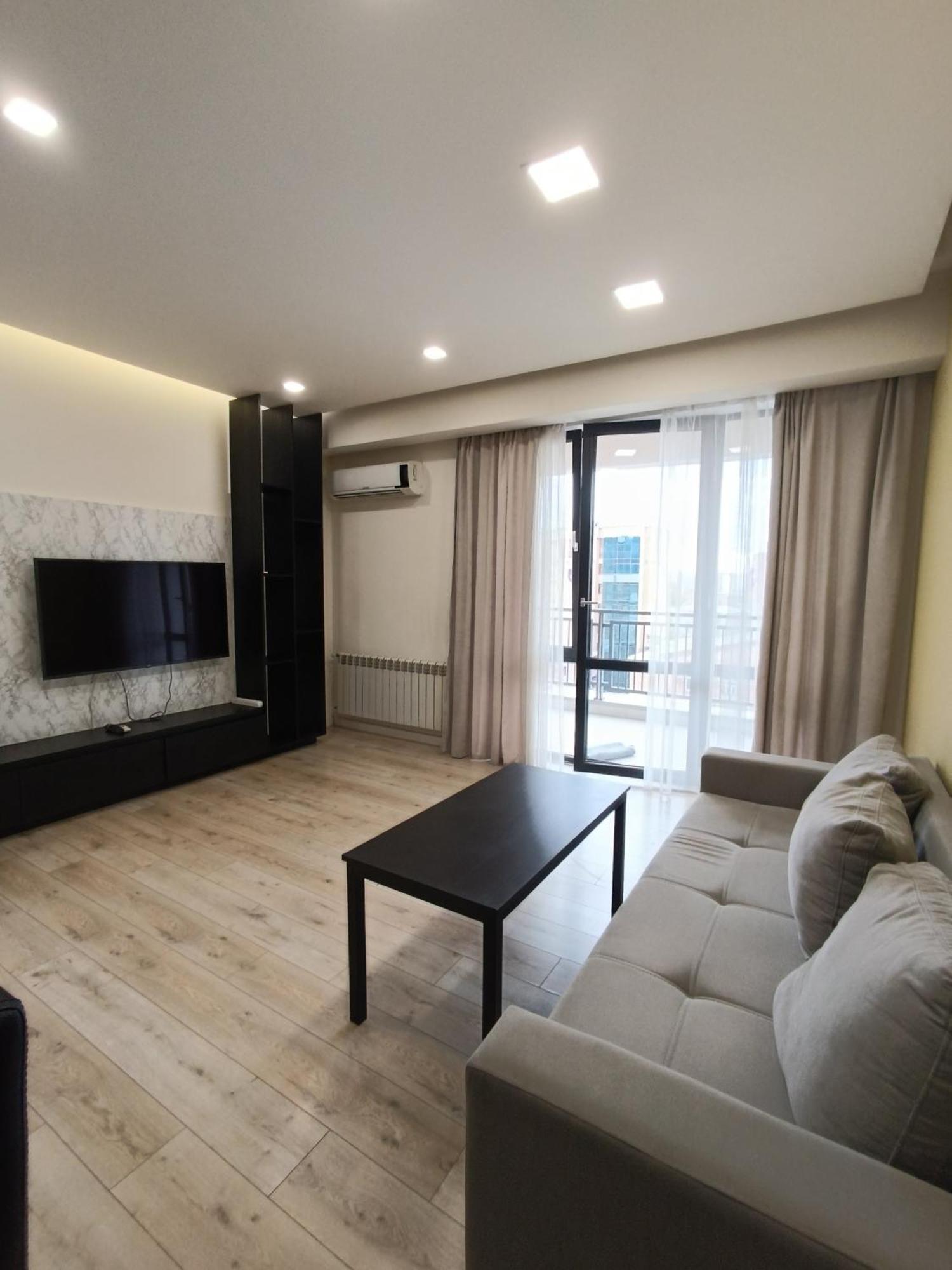 Rent Inn Yerevan On Koghbaci Street Exterior photo